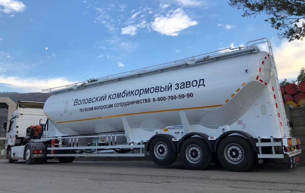 Полуприцеп кормовоз алюминиевый миллениум GuteWolf